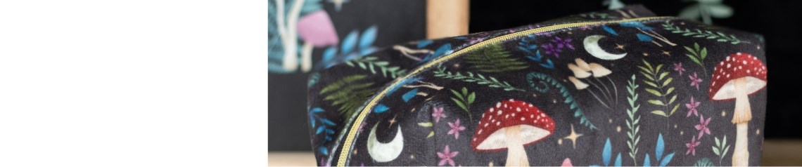 Wholesale bags and purses including zippered makeup pouches, toiletry bags and canvas tote bags with exclusive in-house designs. Ideal for gift shops, fashion retailers and online sellers. Trade-only and we ship worldwide.