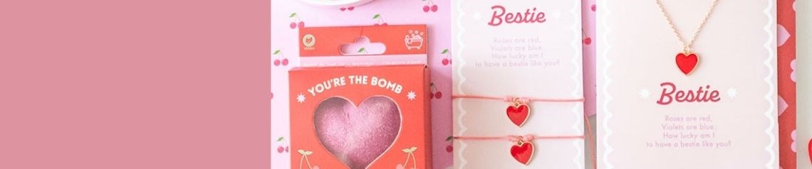 Wholesale gifts for friends including keyrings, thoughtful jewellery and keepsake cards. Ideal for gift shops and online retailers. No minimum order and worldwide shipping.