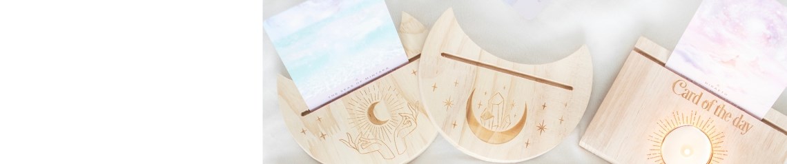 Wholesale ritual and meditation accessories with spiritual symbolism like moon phases. Ideal for wellbeing shops and modern sacred space retailers.
