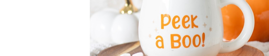 Cute Halloween decor featuring smiling pumpkins and sweet ghosts in a soft neutral palette. Wholesale gifts perfect for autumn displays, family-friendly homes and seasonal gifting.