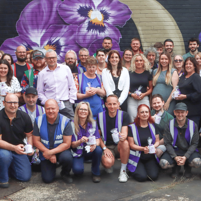 25 years wholesale trading experience