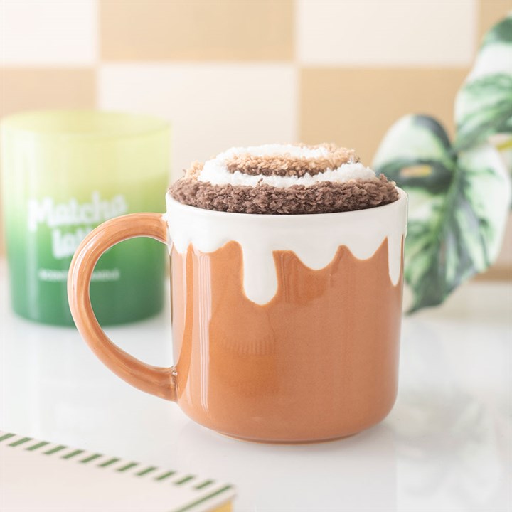 Cinnamon Roll Mug and Socks Set