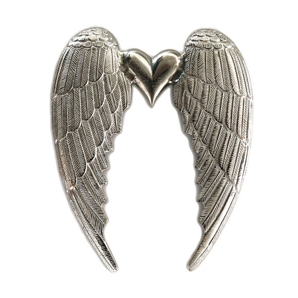 46x37cm Silver Wings with Heart Decoration