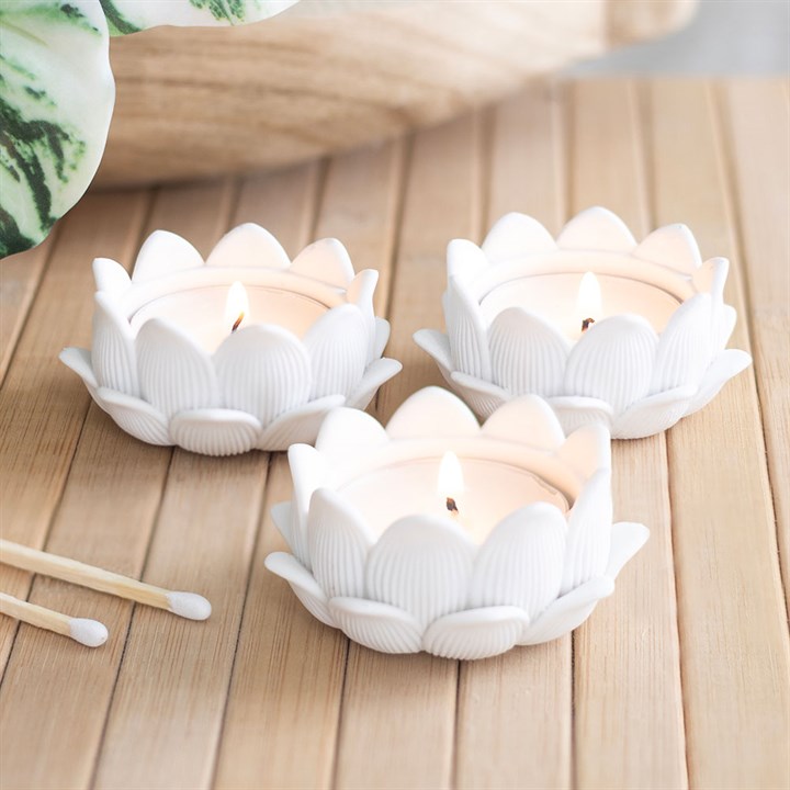Set of 3 White Lotus Flower Tealight Holders